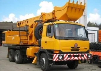 Экскаватор-погрузчик Татра (Tatra) УДС 114