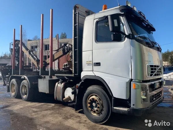 Сортиментовоз Volvo FH12