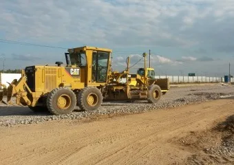 Средний автогрейдер Caterpillar 160K