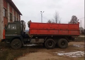 Самосвал Камаз 53210