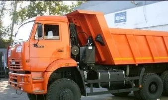 Самосвал Камаз 6520