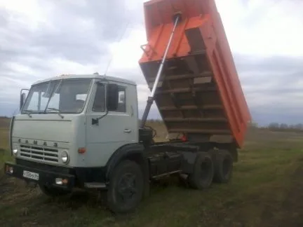 Самосвал Камаз 55111