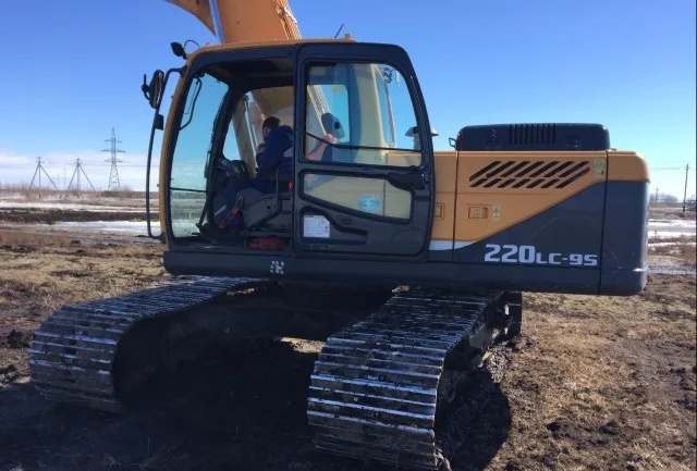 Гусеничный экскаватор Hyundai R220LC-9S