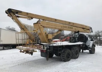 Средневысотная автовышка Урал ПО