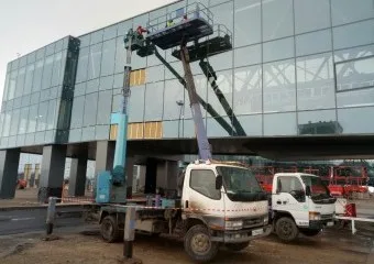 Маловысотная автовышка ISUZU Elf