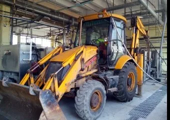 Фронтальный погрузчик JCB 3CX