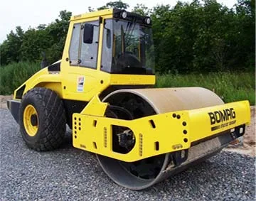 Вибрационный комбинированный каток        Bomag 16-18тн