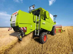 Комбайн John Deere Claas