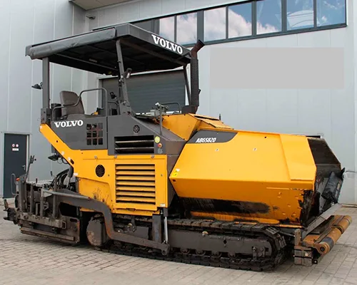 Асфальтоукладчик Volvo 5820
