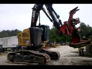 Валочно-пакетирующая техника Caterpillar 521B