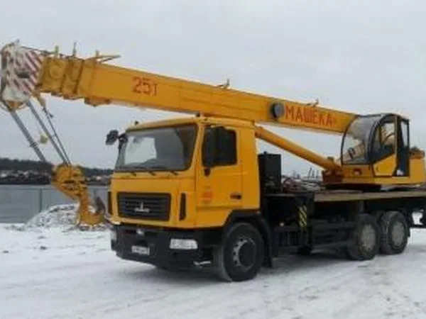 Автокран Машека КС-55727 на шасси МАЗ