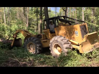 Скиддер Caterpillar 525C