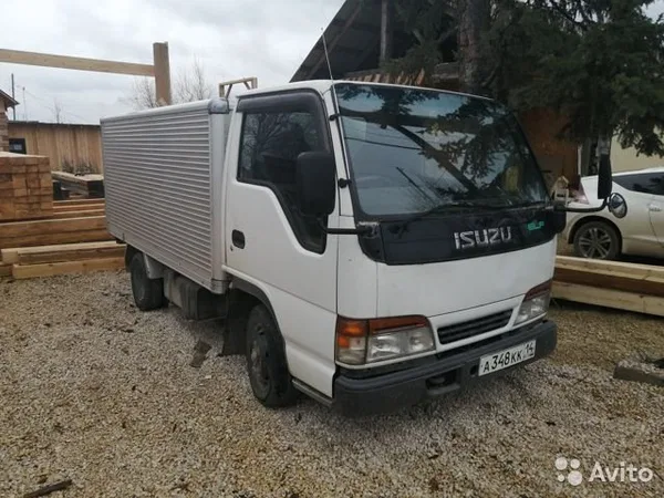Изотермический фургон Isuzu ELF