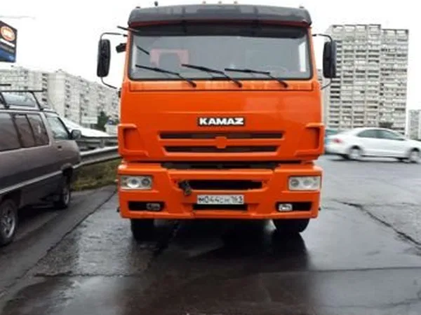 Самосвал КамАЗ 6520-63