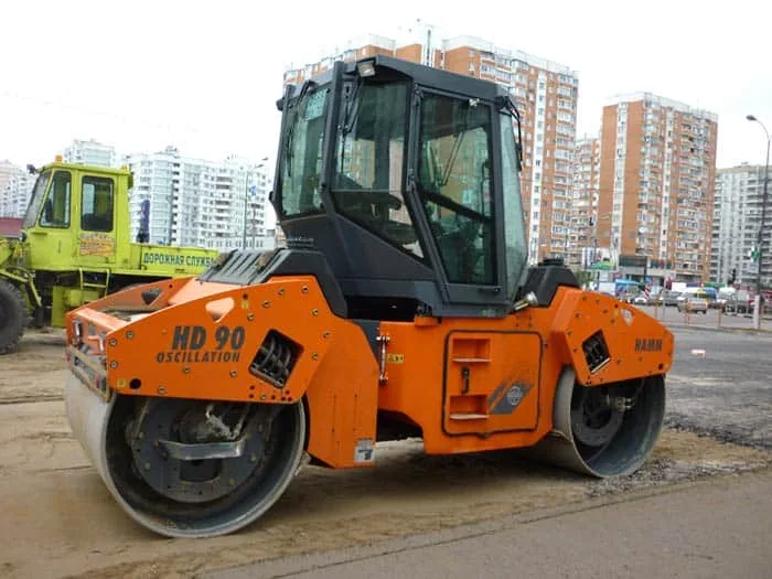 Вибрационный комбинированный каток        Hamm HD 90