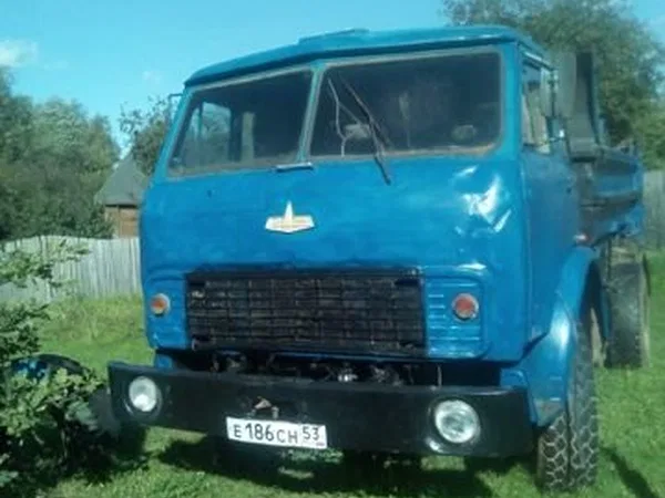 Самосвал МАЗ 500