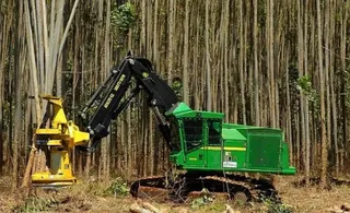 Валочно-пакетирующая техника John Deere 903K