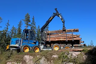 Форвардер ROTTNE F15D