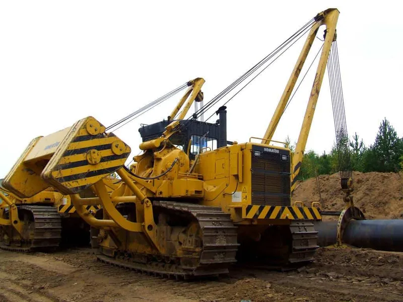 Трубоукладчик среднего диаметра  Komatsu D355C-3