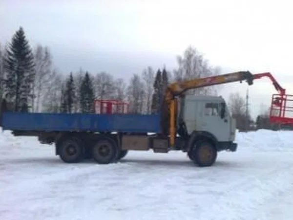 Бортовой грузовик с КМУ КамАЗ 53215
