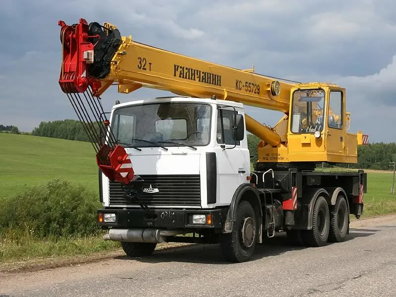 Автокран МАЗ КС-55729-1В