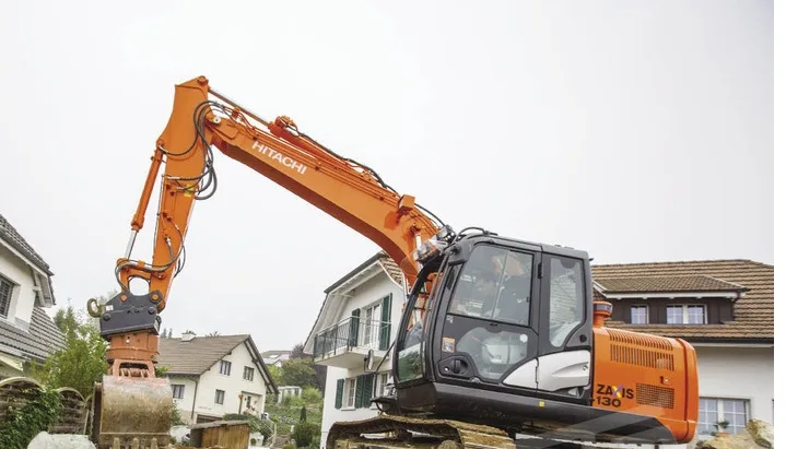 Гусеничный экскаватор Hitachi ZX130-5G
