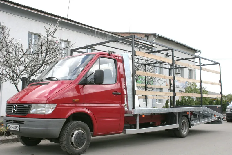 Эвакуатор Mercedes Sprinter
