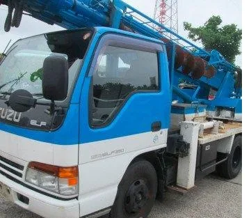 Мобильная буровая установка ISUZU Elf