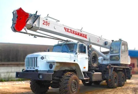Автокран Урал Челябинец