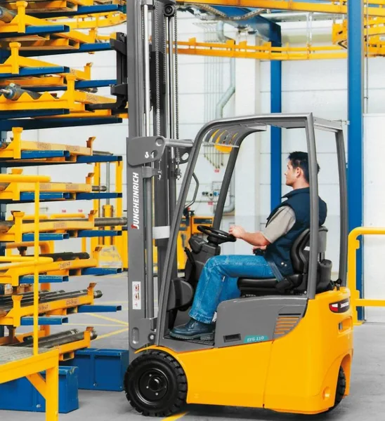 Электропогрузчик JUNGHEINRICH EFG 110-115