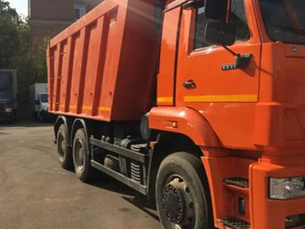 Самосвал КамАЗ 6520
