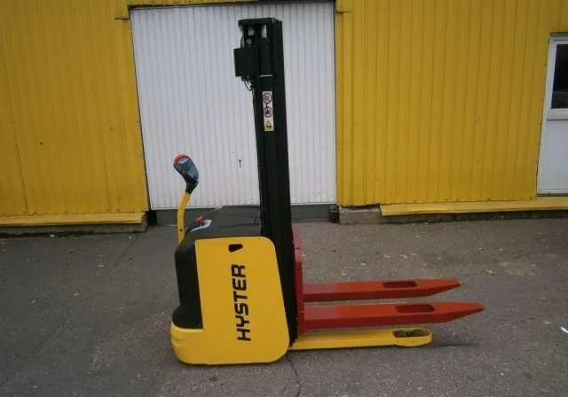 Транспортировщик паллет HYSTER Array