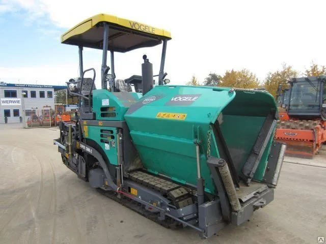 Асфальтоукладчик Dynapac F121 C