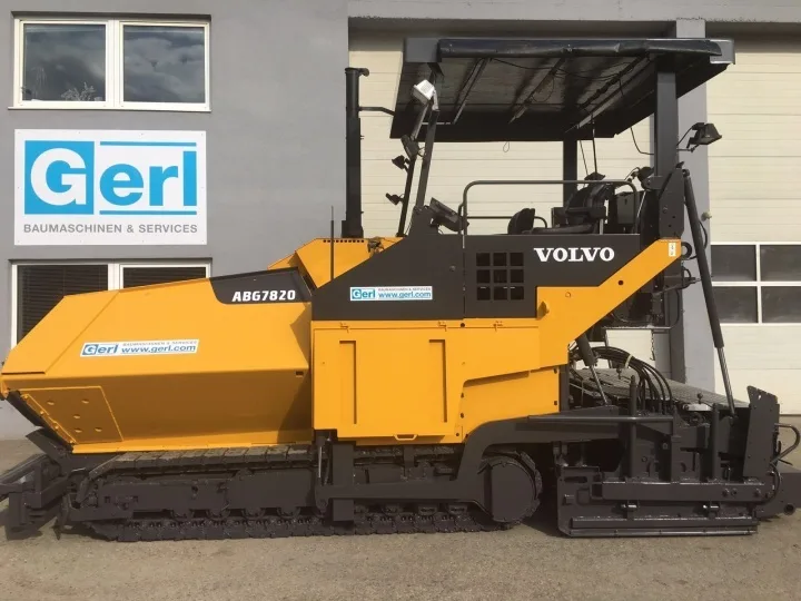 Асфальтоукладчик Volvo ABG7820