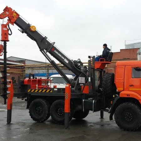 Буровая установка ISUZU Forward