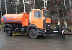 Поливомоечная машина КОММАШ Арзамас КО-829 А-01