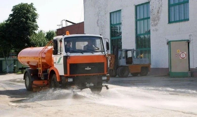 Поливомоечная машина КОММАШ Арзамас МКДС-07