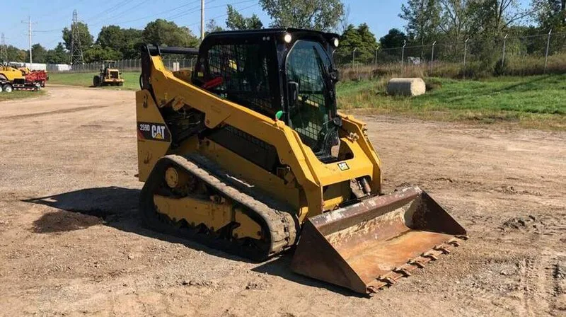 Мини-погрузчик Caterpillar 259D