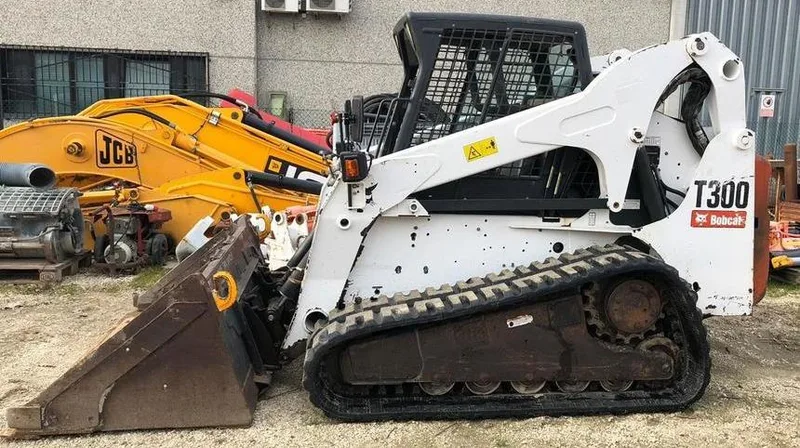 Мини-погрузчик Bobcat T300