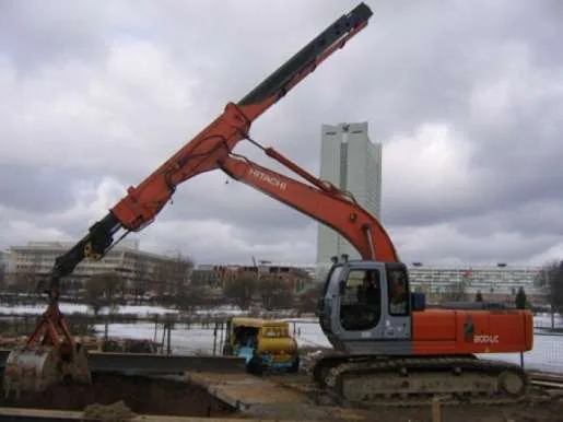 Перегружатель гусеничный Hitachi EX 200