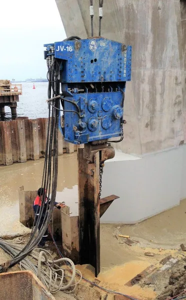 Вибропогружатель AFM JUNTTAN JV16