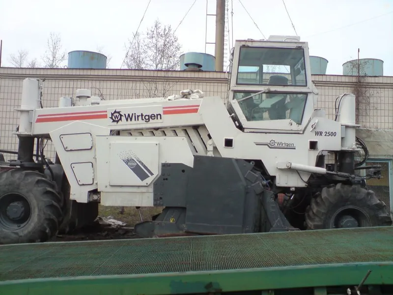 Стабилизатор грунта WIRTGEN WR 2500