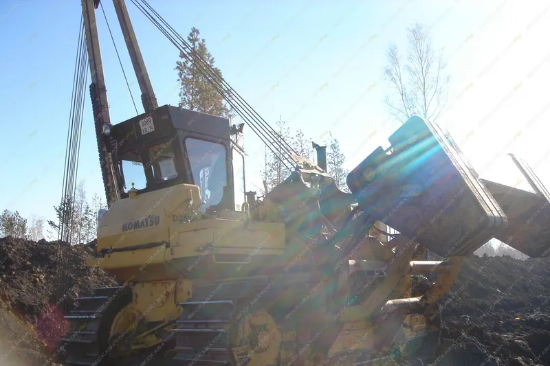 Трубоукладчик большого диаметра  Komatsu D355C-3