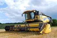 Комбайн New Holland 2800