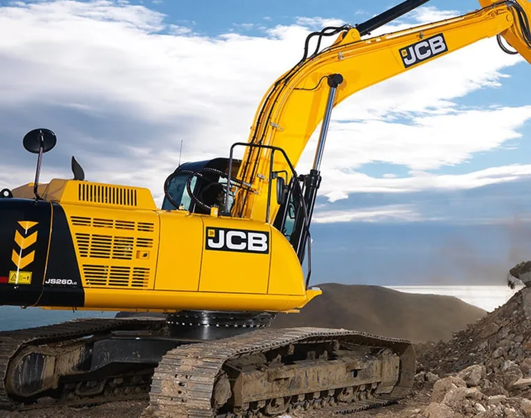 Гусеничный экскаватор JCB JS 260