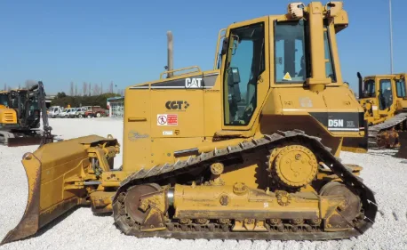 Легкий Бульдозер Caterpillar D5G XL