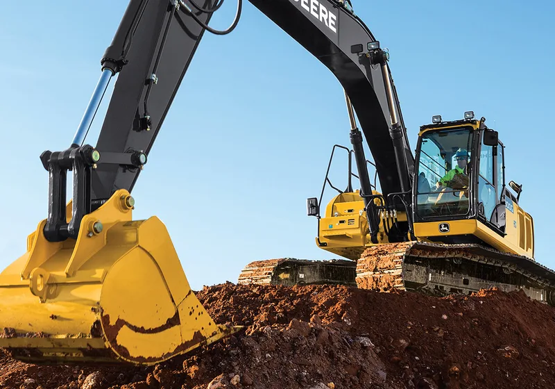 Карьерный экскаватор  John Deere 300 LC
