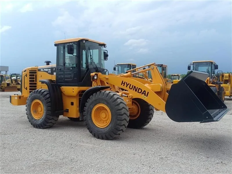 Фронтальный погрузчик Hyundai 740 HL