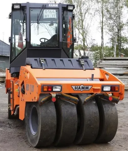 Пневматический каток Hamm HD 110