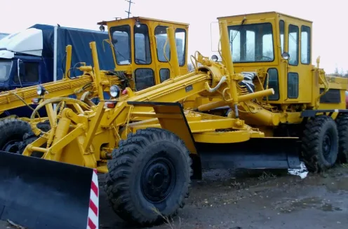 Средний автогрейдер ДЗ ДЗ 122